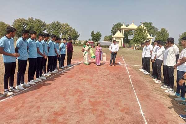 MCEE Bhopal is organizing Maharishi Mahesh Yogi Inter School Cricket Tournament from 16th November to 28th November 2022 Opening Ceremony of Maharishi Mahesh Yogi interschool cricket tournament was held on 16.11.2022 at 9:45 am.